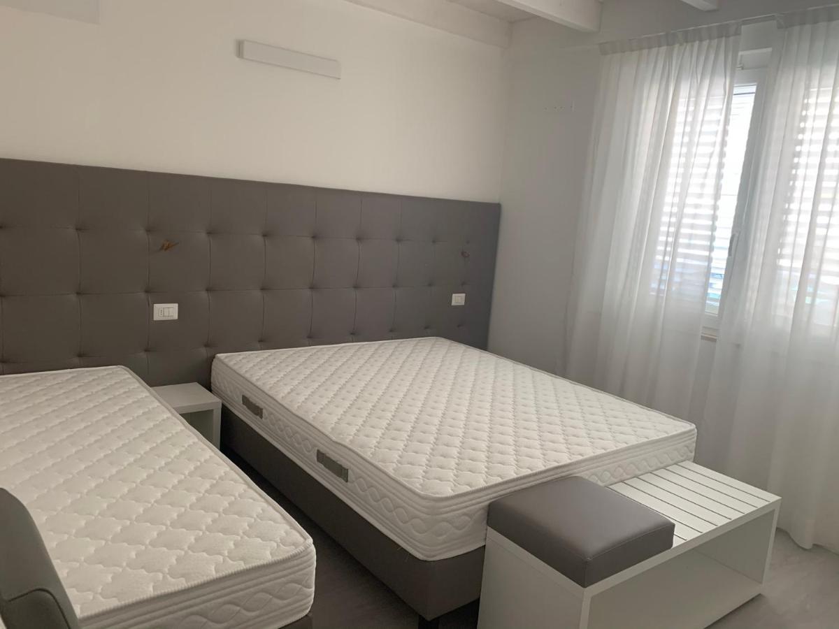 Apparthotel Ardea Riccione Buitenkant foto