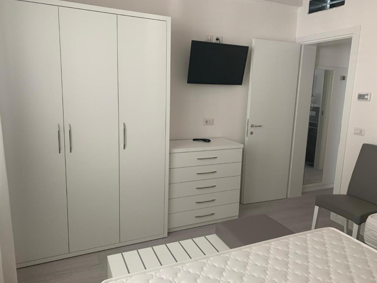 Apparthotel Ardea Riccione Buitenkant foto
